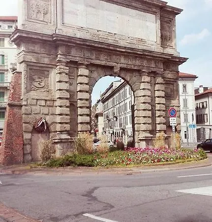 Alojamento de Acomodação e Pequeno-almoço Le Terme Di Porta Romana Milão