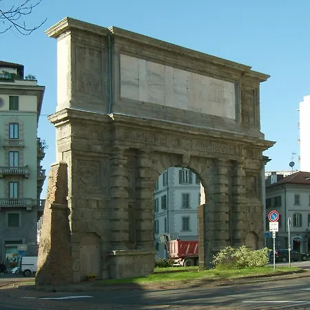 Alojamento de Acomodação e Pequeno-almoço Le Terme Di Porta Romana Milão